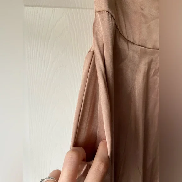 GALINA SIGNATURE
Charmeuse Tank V-Neck Dress with Slit - Picture 5 of 9